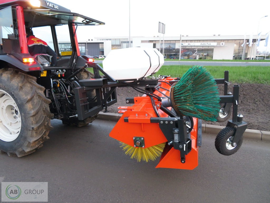 Metal-Technik sweeper 1,8m - Навесное оборудование для Снегоуборочных машин: фото 1 Metal-Technik sweeper 1,8m - Навесное оборудование для Снегоуборочных машин: фото 1