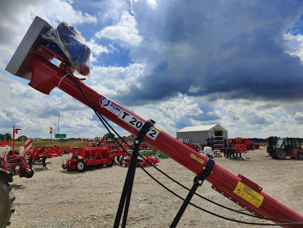 POM Augustów screw conveyor ( electric drive) T 206/2 - Послеуборочное оборудование: фото 3 POM Augustów screw conveyor ( electric drive) T 206/2 - Послеуборочное оборудование: фото 3