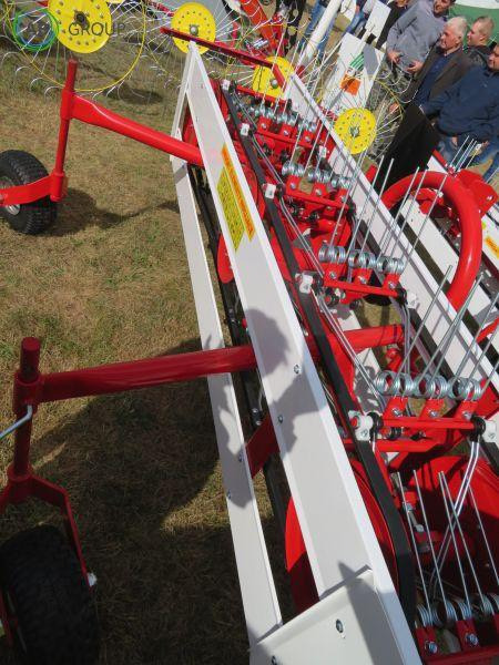 Taret belt rake Z296 - Сеноворошилка: фото 3 Taret belt rake Z296 - Сеноворошилка: фото 3