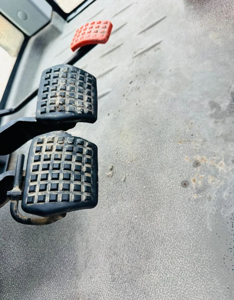 Трактор Claas Ares 657 ATZ: фото 12 Трактор Claas Ares 657 ATZ: фото 12