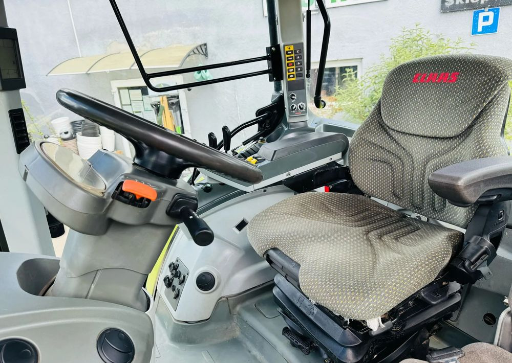 Трактор Claas Arion 640: фото 13