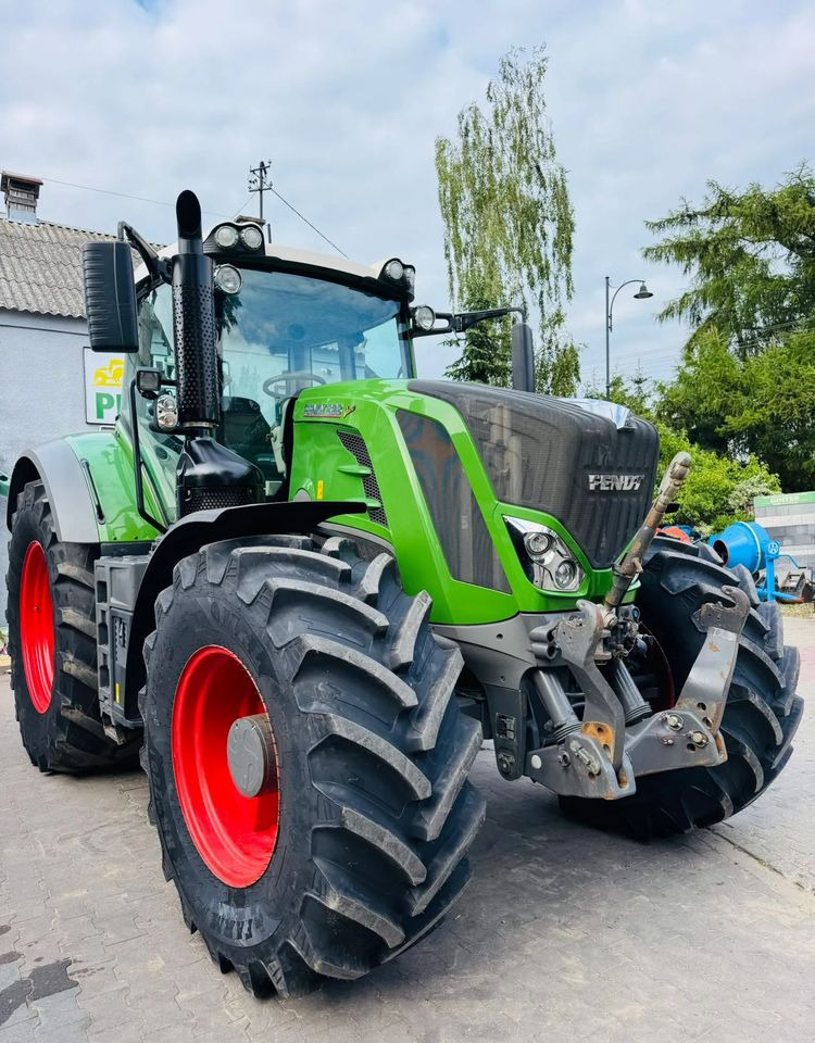 Fendt 828 Vario profi PLUS - Трактор: фото 5 Fendt 828 Vario profi PLUS - Трактор: фото 5