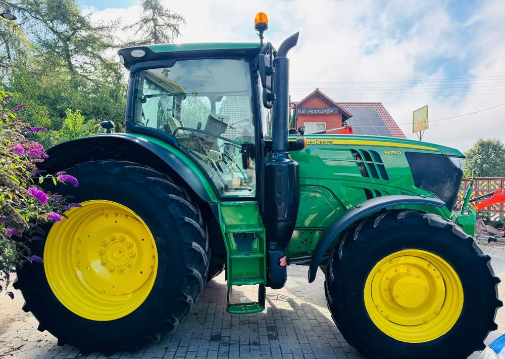 John Deere 6175R - Трактор: фото 3 John Deere 6175R - Трактор: фото 3
