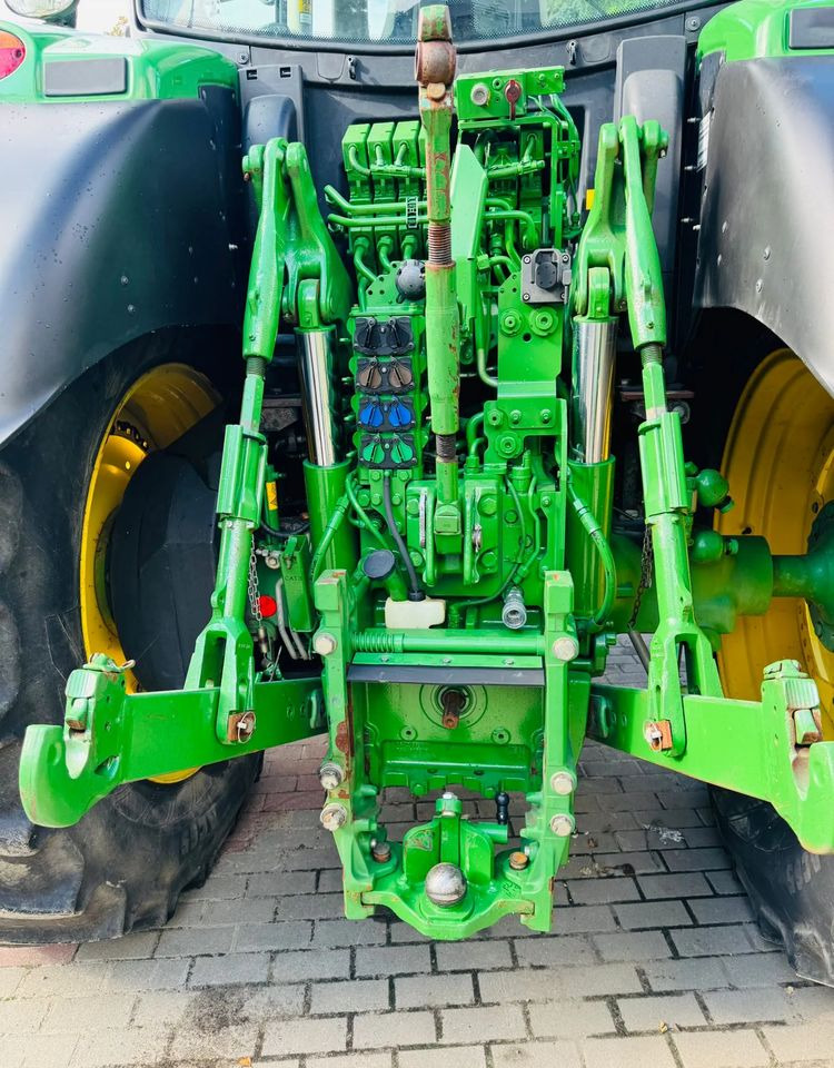 John Deere 6175R - Трактор: фото 5 John Deere 6175R - Трактор: фото 5