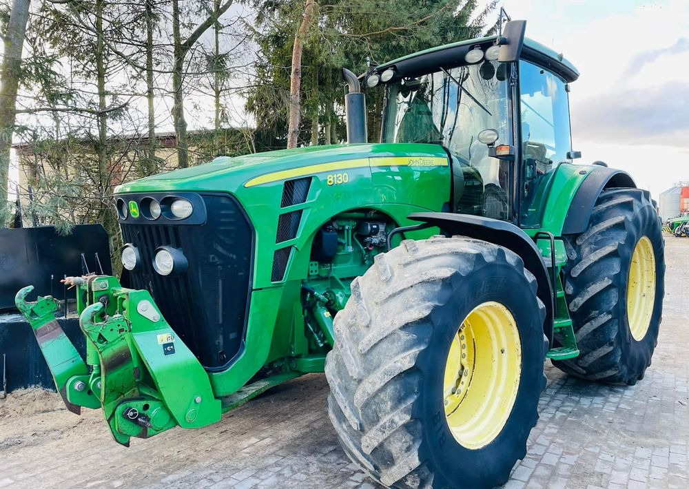 John Deere 8130 - Трактор: фото 3 John Deere 8130 - Трактор: фото 3