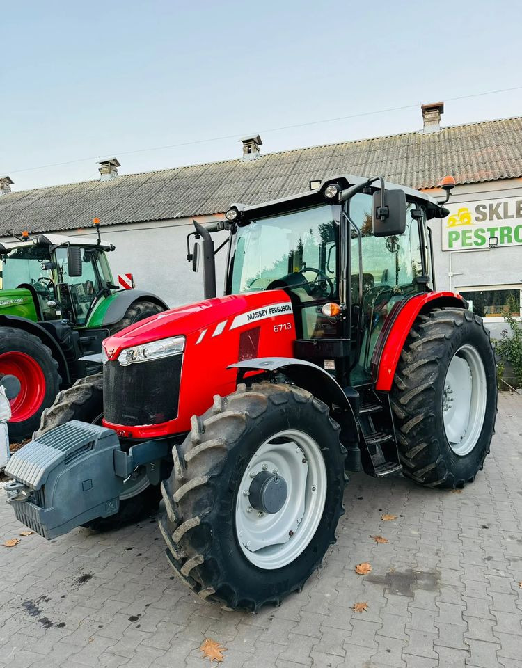 Massey Ferguson 6713 - Трактор: фото 1 Massey Ferguson 6713 - Трактор: фото 1