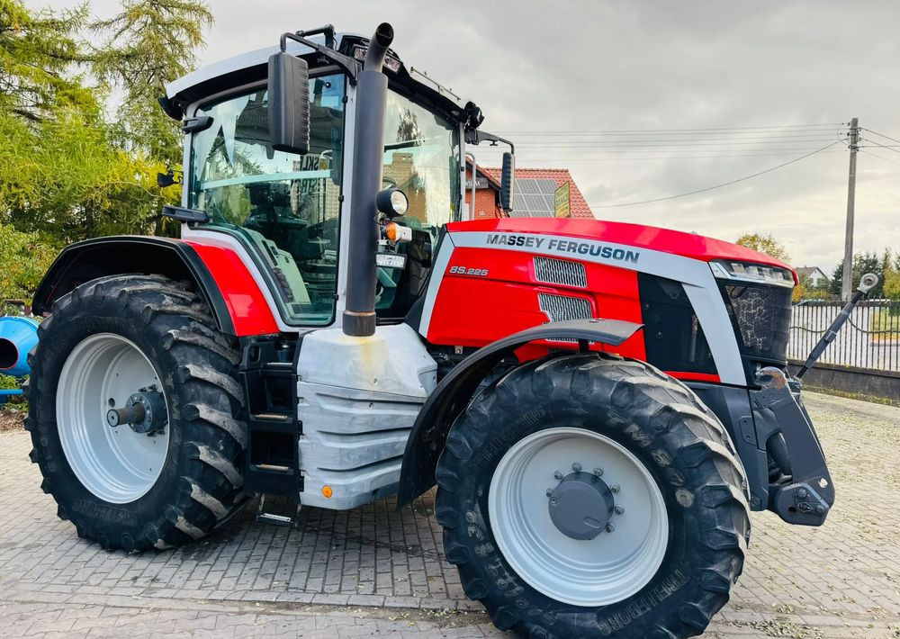 Massey Ferguson 8S.225 - Трактор: фото 3 Massey Ferguson 8S.225 - Трактор: фото 3