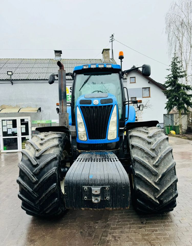 New Holland T8020 - Трактор: фото 5 New Holland T8020 - Трактор: фото 5