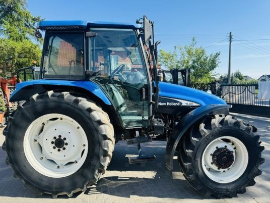 New Holland TL90 - Трактор: фото 3 New Holland TL90 - Трактор: фото 3