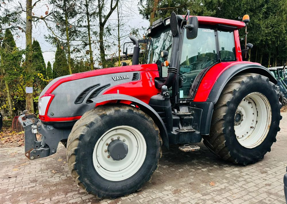 Valtra T213 - Трактор: фото 5 Valtra T213 - Трактор: фото 5