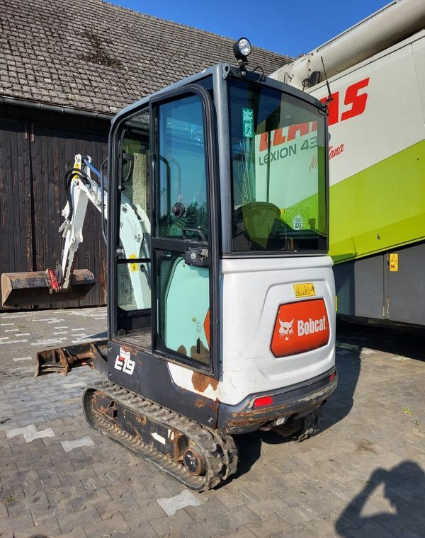 Bobcat E19 - Гусеничный экскаватор: фото 5 Bobcat E19 - Гусеничный экскаватор: фото 5