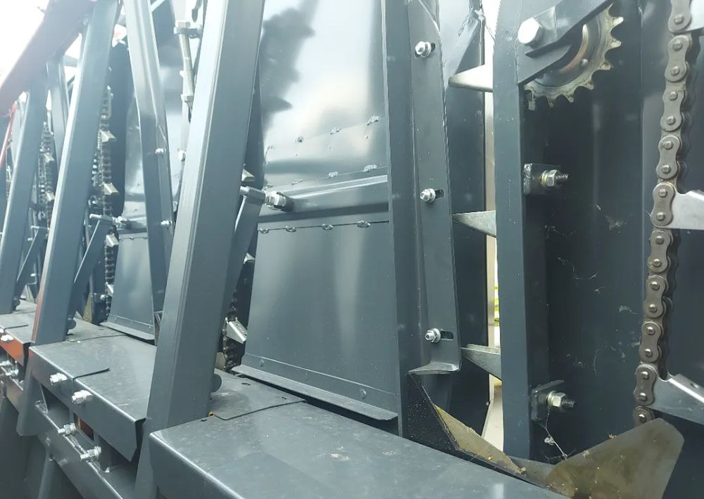 Inny Optigep  OptiSun 676 Nas - Жатка для подсолнечника: фото 3 Inny Optigep  OptiSun 676 Nas - Жатка для подсолнечника: фото 3