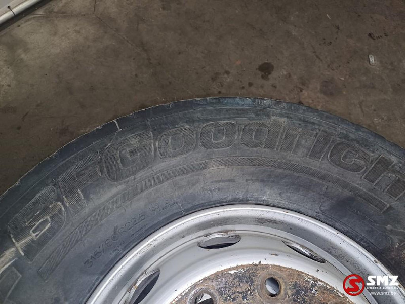 BFG Occ vrachtwagenband 315/80R22.5 156/150K BF Goodri - Шина для Грузовиков: фото 3 BFG Occ vrachtwagenband 315/80R22.5 156/150K BF Goodri - Шина для Грузовиков: фото 3