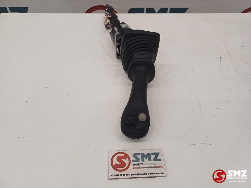 Caterpillar Joystick control + 4 Button left joystickgrip Cate - Кабина и интерьер для Погрузочно-разгрузочной техники: фото 3 Caterpillar Joystick control + 4 Button left joystickgrip Cate - Кабина и интерьер для Погрузочно-разгрузочной техники: фото 3