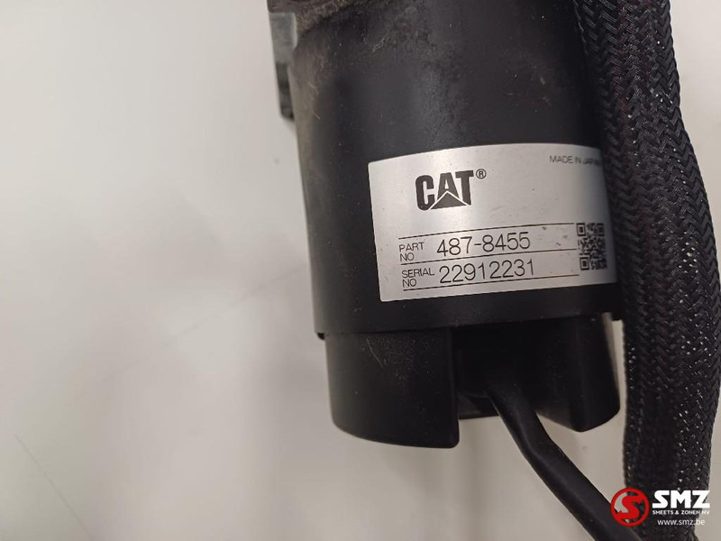 Caterpillar Joystick control + 4 Button left joystickgrip Cate - Кабина и интерьер для Погрузочно-разгрузочной техники: фото 4 Caterpillar Joystick control + 4 Button left joystickgrip Cate - Кабина и интерьер для Погрузочно-разгрузочной техники: фото 4