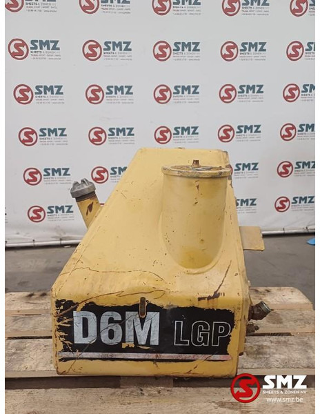 Caterpillar Occ hydraulische tank D6M Caterpillar - Бак для гидравлической жидкости: фото 1 Caterpillar Occ hydraulische tank D6M Caterpillar - Бак для гидравлической жидкости: фото 1