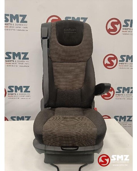 DAF Occ passagierszetel DAF XF 106 - Сиденье для Грузовиков: фото 1 DAF Occ passagierszetel DAF XF 106 - Сиденье для Грузовиков: фото 1