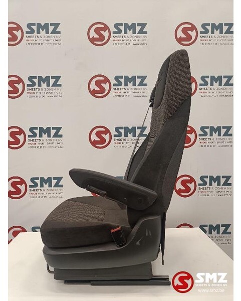 DAF Occ passagierszetel DAF XF 106 - Сиденье для Грузовиков: фото 2 DAF Occ passagierszetel DAF XF 106 - Сиденье для Грузовиков: фото 2