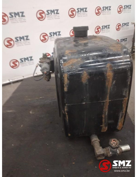 Diversen Occ hydraulische tank 150L 67cmx37cmx63cm - Бак для гидравлической жидкости для Грузовиков: фото 3 Diversen Occ hydraulische tank 150L 67cmx37cmx63cm - Бак для гидравлической жидкости для Грузовиков: фото 3