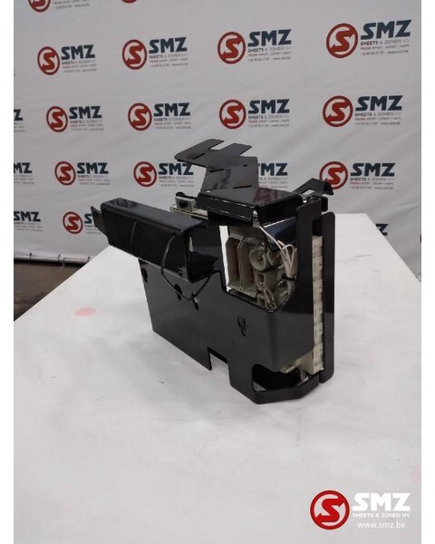 MAN Occ Zekeringskast MAN TGX 81254446074 - Предохранитель для Грузовиков: фото 2 MAN Occ Zekeringskast MAN TGX 81254446074 - Предохранитель для Грузовиков: фото 2