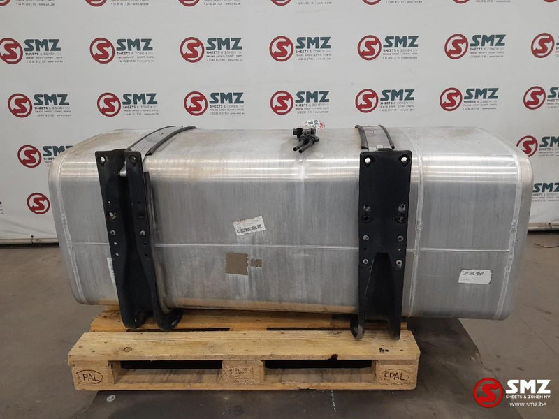 MAN Occ brandstoftank 600L + steunen MAN - Топливный бак для Грузовиков: фото 2 MAN Occ brandstoftank 600L + steunen MAN - Топливный бак для Грузовиков: фото 2