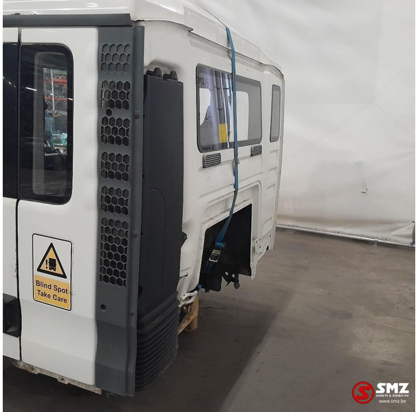 MAN Occ cabine RHD MAN TGA - Кабина и интерьер для Грузовиков: фото 4 MAN Occ cabine RHD MAN TGA - Кабина и интерьер для Грузовиков: фото 4