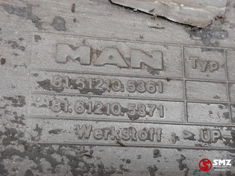 MAN Occ cabinespatbord links MAN - Кузов и экстерьер для Грузовиков: фото 4 MAN Occ cabinespatbord links MAN - Кузов и экстерьер для Грузовиков: фото 4