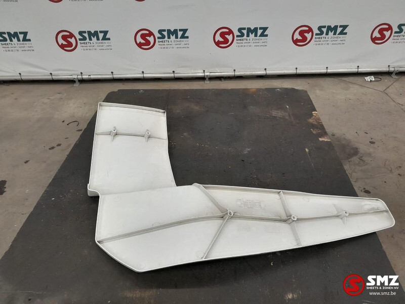 MAN Occ cabinespoiler rechtsboven MAN - Аэродинамика/ Спойлеры для Грузовиков: фото 2 MAN Occ cabinespoiler rechtsboven MAN - Аэродинамика/ Спойлеры для Грузовиков: фото 2