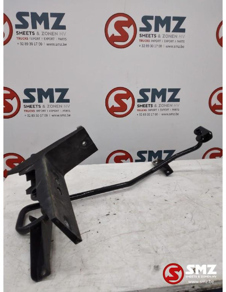 MAN Occ cabinespoilersteunen links+rechts MAN - Аэродинамика/ Спойлеры для Грузовиков: фото 4 MAN Occ cabinespoilersteunen links+rechts MAN - Аэродинамика/ Спойлеры для Грузовиков: фото 4