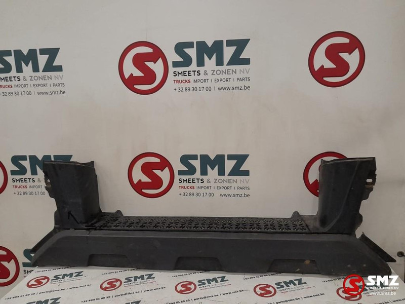 MAN Occ middenbumpertrede MAN - Бампер для Грузовиков: фото 1 MAN Occ middenbumpertrede MAN - Бампер для Грузовиков: фото 1