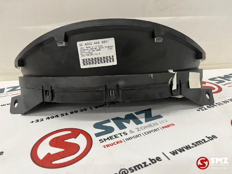 Mercedes-Benz Instrumentenpaneel mercedes sprinter W903 W904 - Приборная панель для Грузовиков: фото 2 Mercedes-Benz Instrumentenpaneel mercedes sprinter W903 W904 - Приборная панель для Грузовиков: фото 2