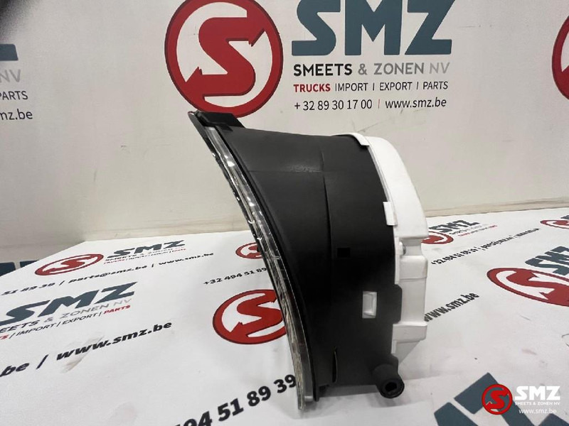 Mercedes-Benz Instrumentenpaneel mercedes vito a0005428401 - Приборная панель для Легковых автомобилей: фото 5 Mercedes-Benz Instrumentenpaneel mercedes vito a0005428401 - Приборная панель для Легковых автомобилей: фото 5