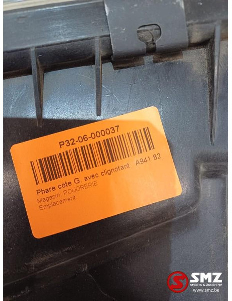 Mercedes-Benz Koplamp links Mercedes - Передняя фара для Грузовиков: фото 4 Mercedes-Benz Koplamp links Mercedes - Передняя фара для Грузовиков: фото 4