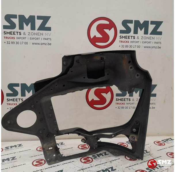 Mercedes-Benz Occ bumperhoek rechts Mercedes - Бампер для Грузовиков: фото 2 Mercedes-Benz Occ bumperhoek rechts Mercedes - Бампер для Грузовиков: фото 2