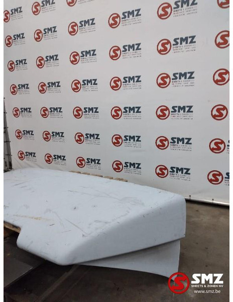 Mercedes-Benz Occ dakspoiler Mercedes - Аэродинамика/ Спойлеры для Грузовиков: фото 2 Mercedes-Benz Occ dakspoiler Mercedes - Аэродинамика/ Спойлеры для Грузовиков: фото 2