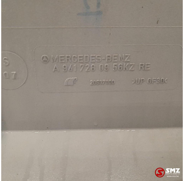 Mercedes-Benz Occ deurverlenging rechts Mercedes - Дверь и запчасти для Грузовиков: фото 3 Mercedes-Benz Occ deurverlenging rechts Mercedes - Дверь и запчасти для Грузовиков: фото 3
