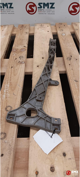 Mercedes-Benz Occ koplampsteunbeugel links Mercedes - Передняя фара для Грузовиков: фото 1 Mercedes-Benz Occ koplampsteunbeugel links Mercedes - Передняя фара для Грузовиков: фото 1