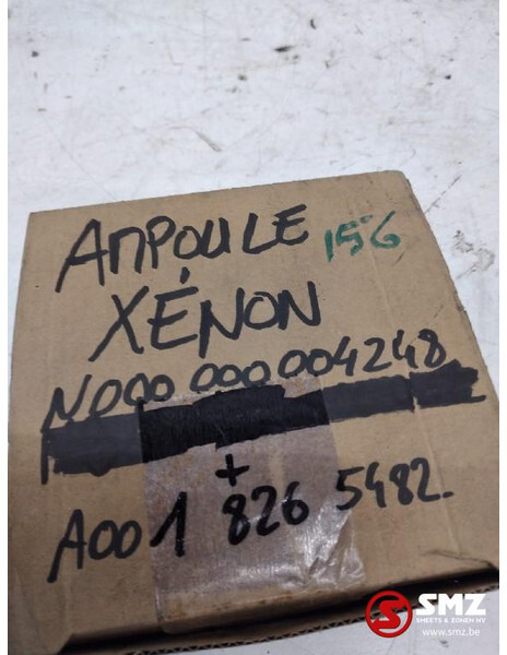 Mercedes-Benz Xenonlamp + houder Mercedes A0018265482 N000000004 - Передняя фара для Грузовиков: фото 4 Mercedes-Benz Xenonlamp + houder Mercedes A0018265482 N000000004 - Передняя фара для Грузовиков: фото 4