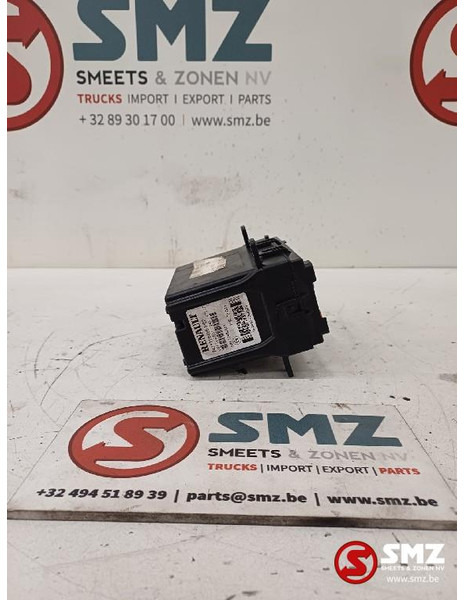 Renault Occ ECU VECU-BBM regeleenheid Renault - Блок управления для Грузовиков: фото 4 Renault Occ ECU VECU-BBM regeleenheid Renault - Блок управления для Грузовиков: фото 4