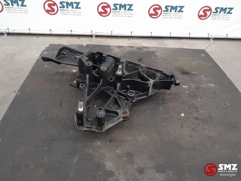 Renault Occ bracket links Renault T 21116689 82232523 - Рама/ Шасси для Грузовиков: фото 3 Renault Occ bracket links Renault T 21116689 82232523 - Рама/ Шасси для Грузовиков: фото 3