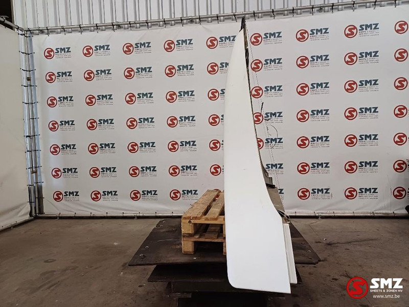 Renault Occ dakspoiler Renault - Аэродинамика/ Спойлеры для Грузовиков: фото 3 Renault Occ dakspoiler Renault - Аэродинамика/ Спойлеры для Грузовиков: фото 3