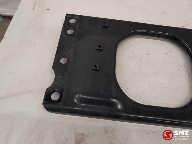 Renault Occ dwarsbalk chassis Renault T 7421825519 - Рама/ Шасси для Грузовиков: фото 3 Renault Occ dwarsbalk chassis Renault T 7421825519 - Рама/ Шасси для Грузовиков: фото 3