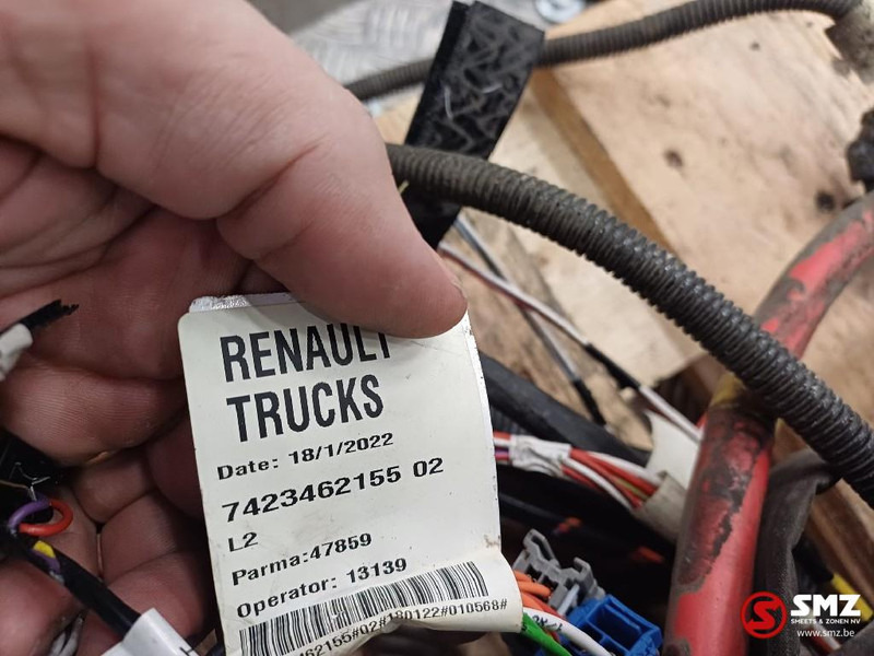 Renault Occ lot kabelbomen chassis + cabine Renault - Кабели/ Провода для Грузовиков: фото 5 Renault Occ lot kabelbomen chassis + cabine Renault - Кабели/ Провода для Грузовиков: фото 5