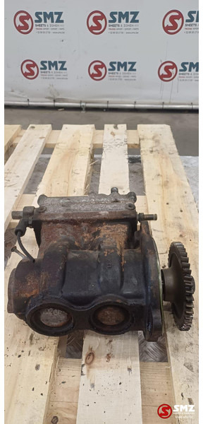 Renault Occ luchtcompressor DXI11 Renault - Двигатель и запчасти для Грузовиков: фото 2 Renault Occ luchtcompressor DXI11 Renault - Двигатель и запчасти для Грузовиков: фото 2