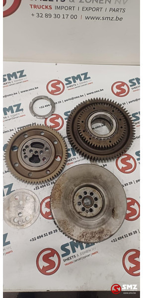 Renault Occ set van 3 tussentandwielen DXI11 Renault - Двигатель и запчасти для Грузовиков: фото 1 Renault Occ set van 3 tussentandwielen DXI11 Renault - Двигатель и запчасти для Грузовиков: фото 1