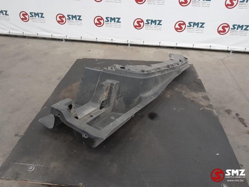 Renault Occ treeplankbehuizing rechts Renault T 82223396 - Дверь и запчасти для Грузовиков: фото 5 Renault Occ treeplankbehuizing rechts Renault T 82223396 - Дверь и запчасти для Грузовиков: фото 5