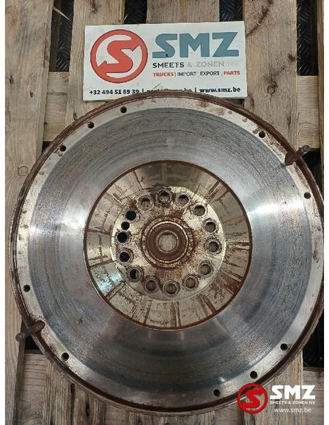 Renault Occ vliegwiel Renault - Двигатель и запчасти для Грузовиков: фото 2 Renault Occ vliegwiel Renault - Двигатель и запчасти для Грузовиков: фото 2