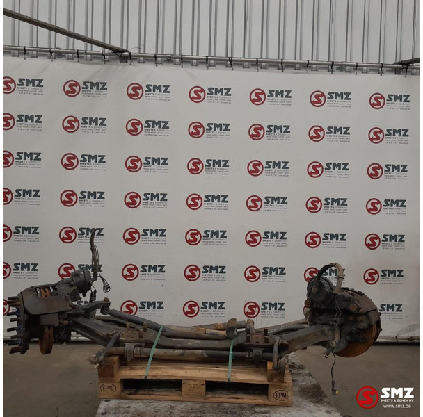 Renault Occ vooras + set bladveren vooras Renault - Рулевое управление для Грузовиков: фото 2 Renault Occ vooras + set bladveren vooras Renault - Рулевое управление для Грузовиков: фото 2