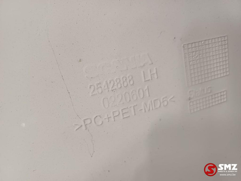 Scania Occ cabinespoiler links Scania - Аэродинамика/ Спойлеры для Грузовиков: фото 3 Scania Occ cabinespoiler links Scania - Аэродинамика/ Спойлеры для Грузовиков: фото 3