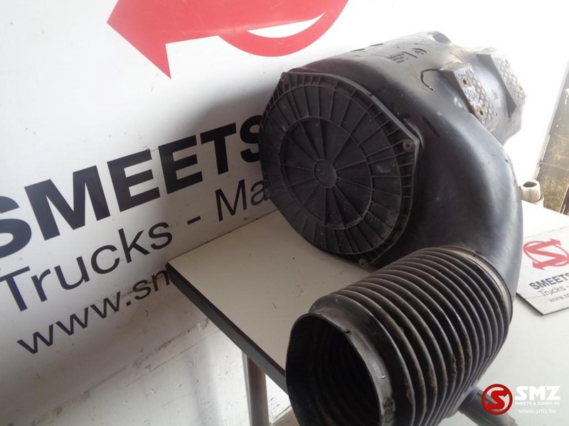 Volvo Occ luchtfilterhuis FH460 - Система впуска для Грузовиков: фото 3 Volvo Occ luchtfilterhuis FH460 - Система впуска для Грузовиков: фото 3